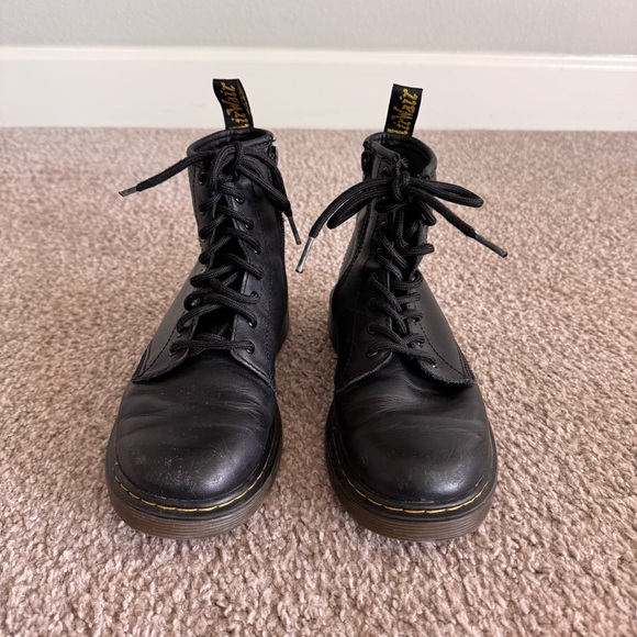 Dr. Martens Junior Boots - Picture 4 of 10